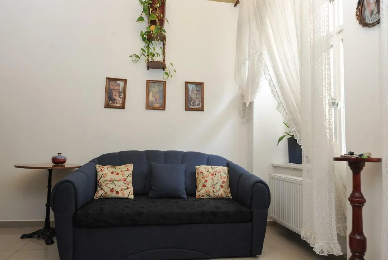 Antique Apartment In Prague